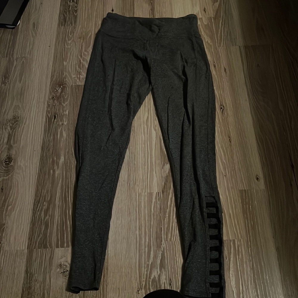 Dark grey heather leggings